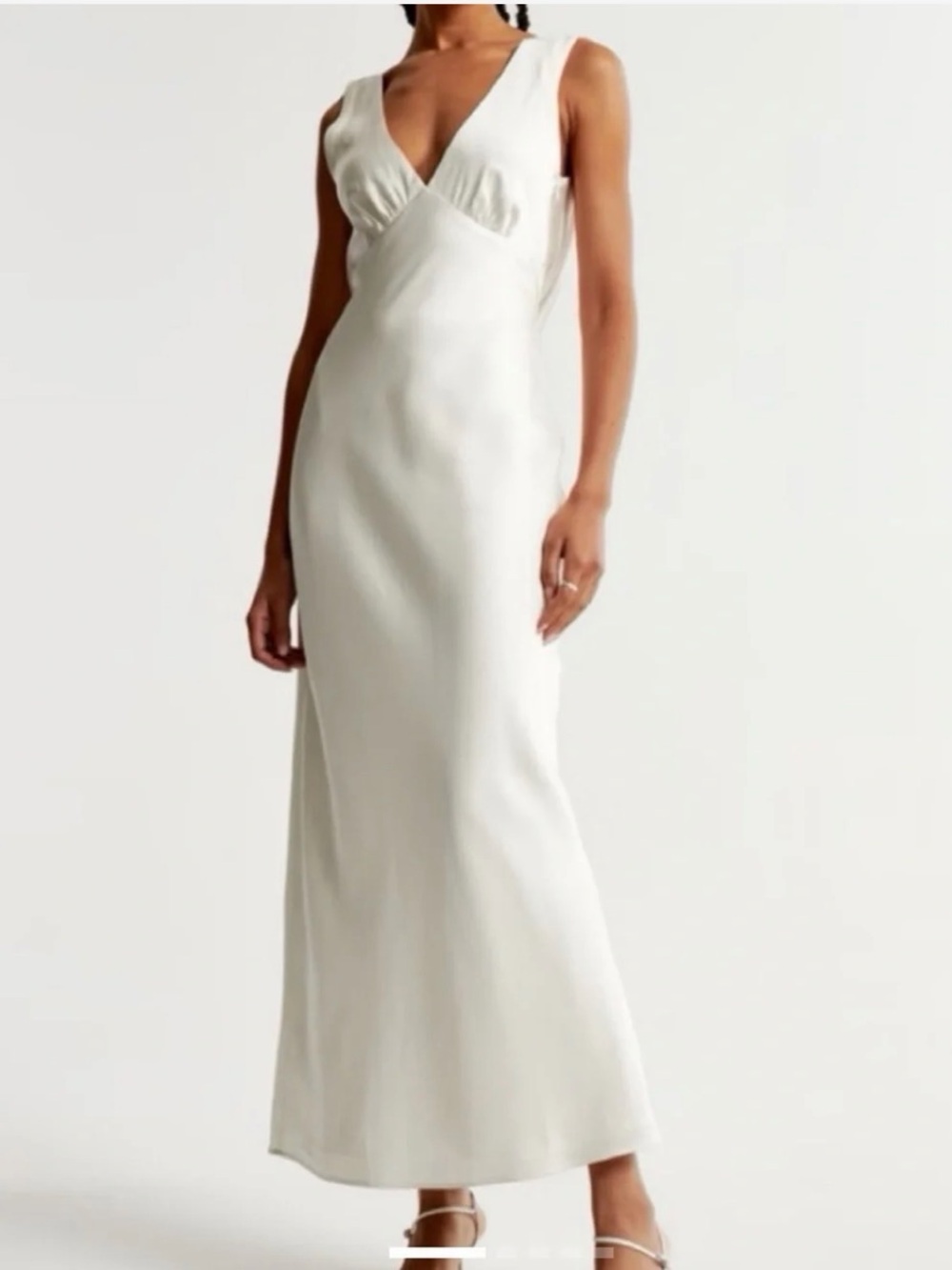 Elegant V-Neck White Maxi Dress